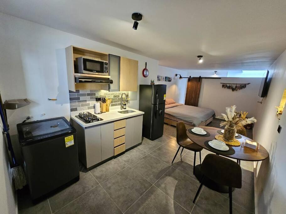 Estupendo Loft en El Poblado - Ferienwohnung