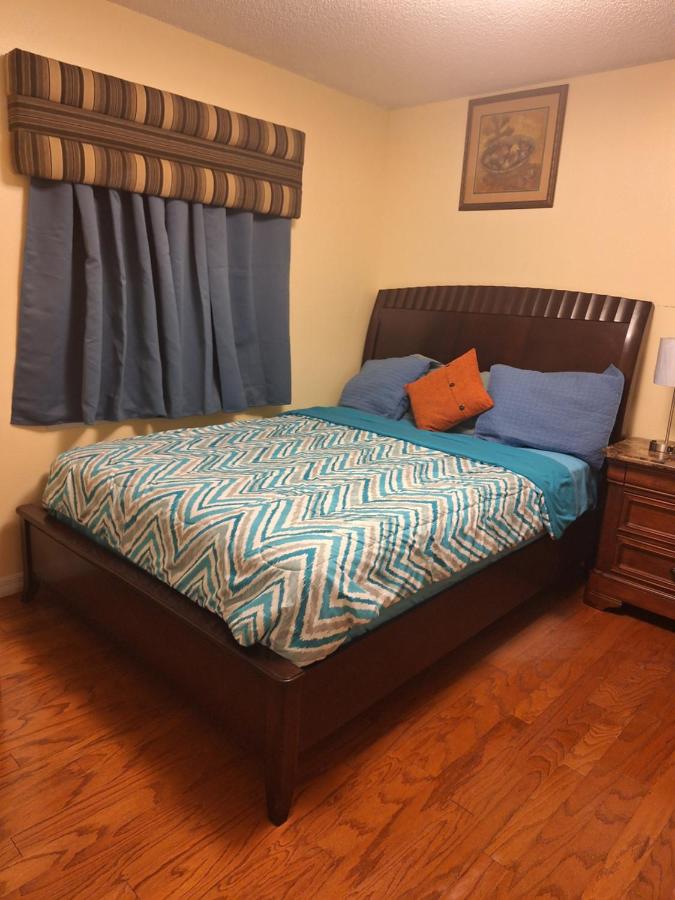 Zimmer mit Queensize-Bett