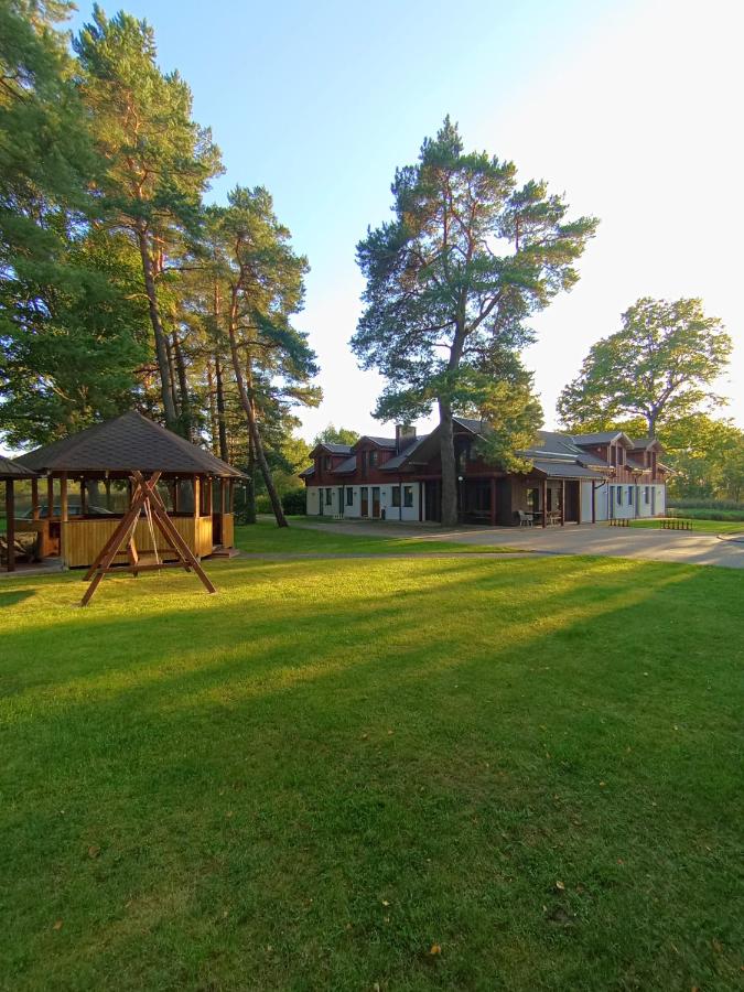 Sodyba Prie Tvenkinio - B&B