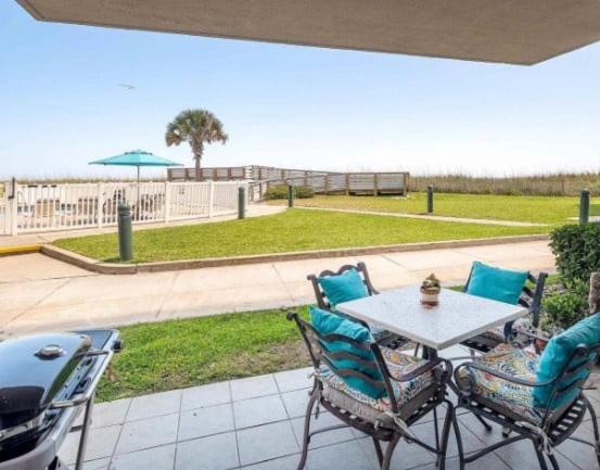 Regency Towers Unit 102W - Ferienwohnung Pensacola Beach
