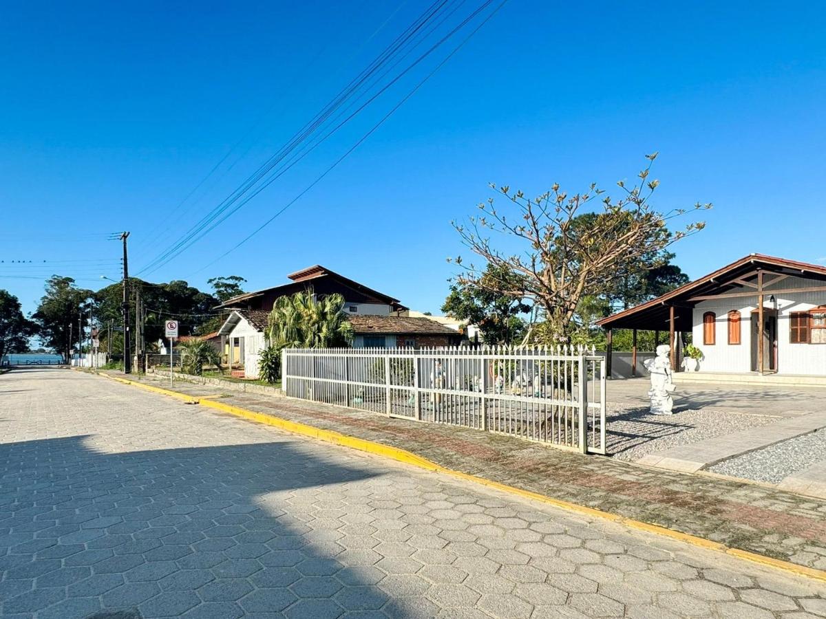 Casa Aconchegante na Lagoa de Ibiraquera - IMB003 - B&B
