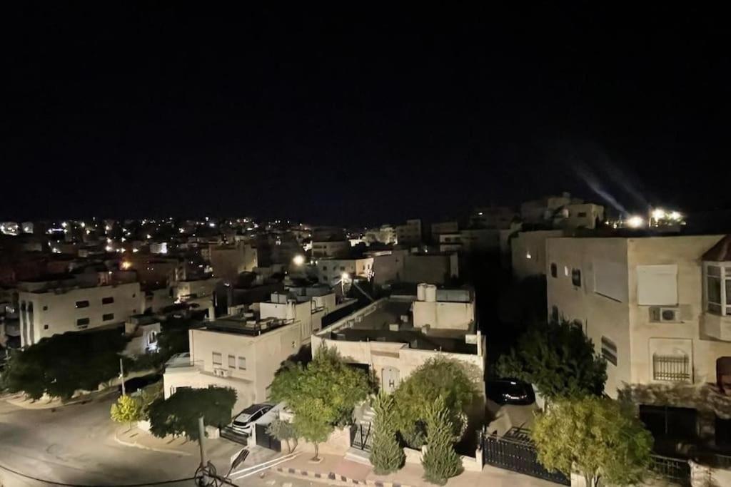 Al-Mansour view apartment - Hotel furniture - B&B