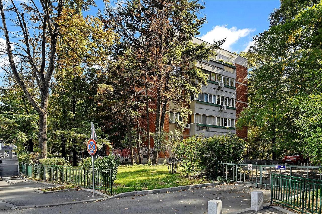 AFI Mall 3 Bedrooms Apartment - Perfect for Families or Groups - Chambres d'hôtes Bucarest