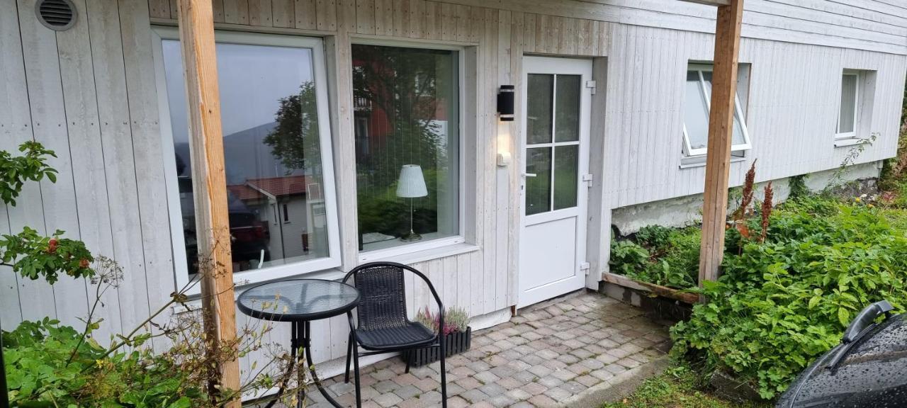 Small cosy and fully equipped apartment with the possibility to rent a car through Getaround - B&B