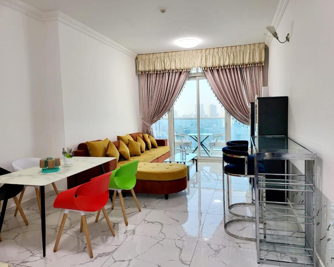 Two-Bedroom Apartment with Balcony and Sea View