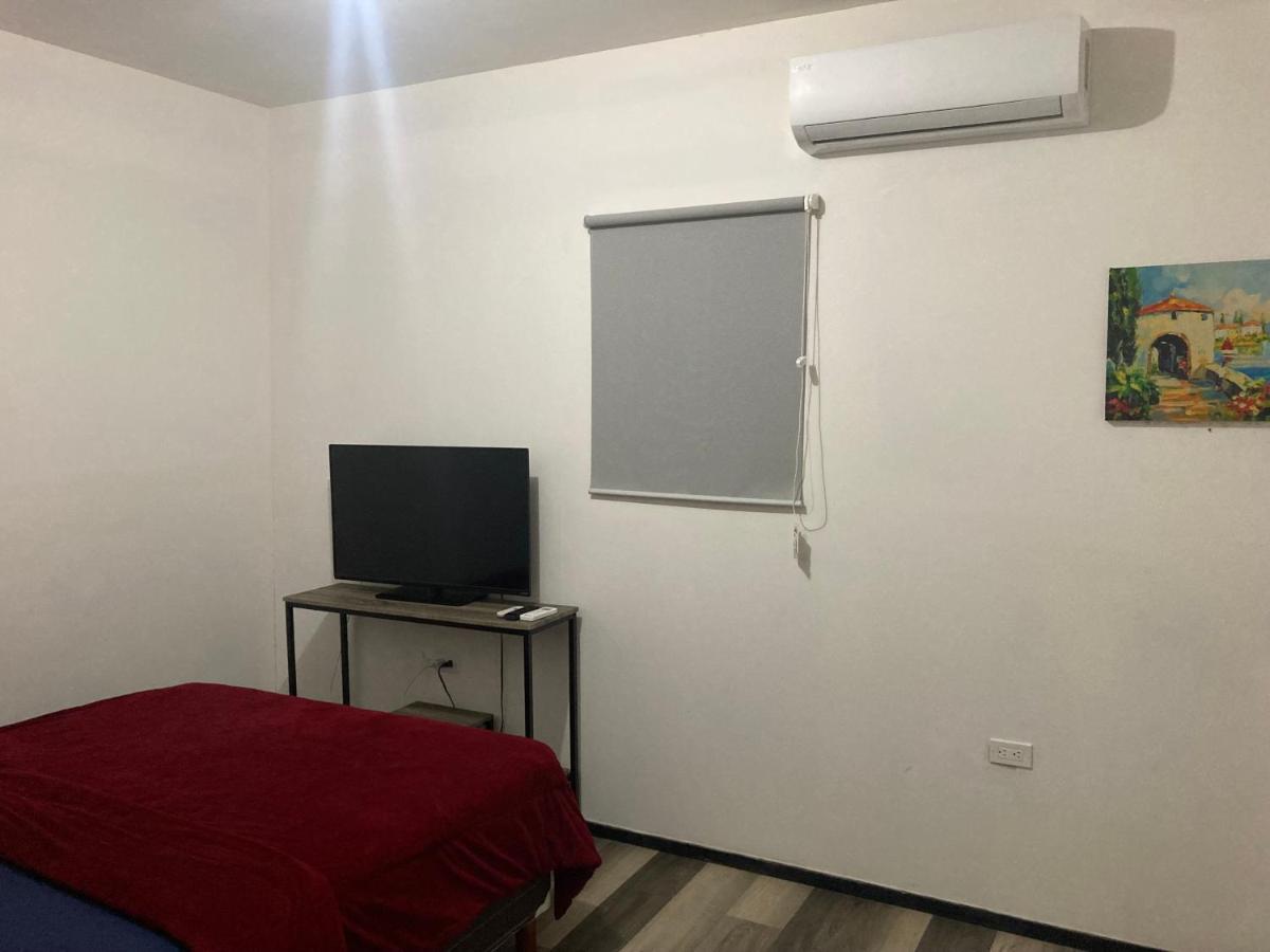 Departamento amplio y tranquilo - Bed and Breakfast