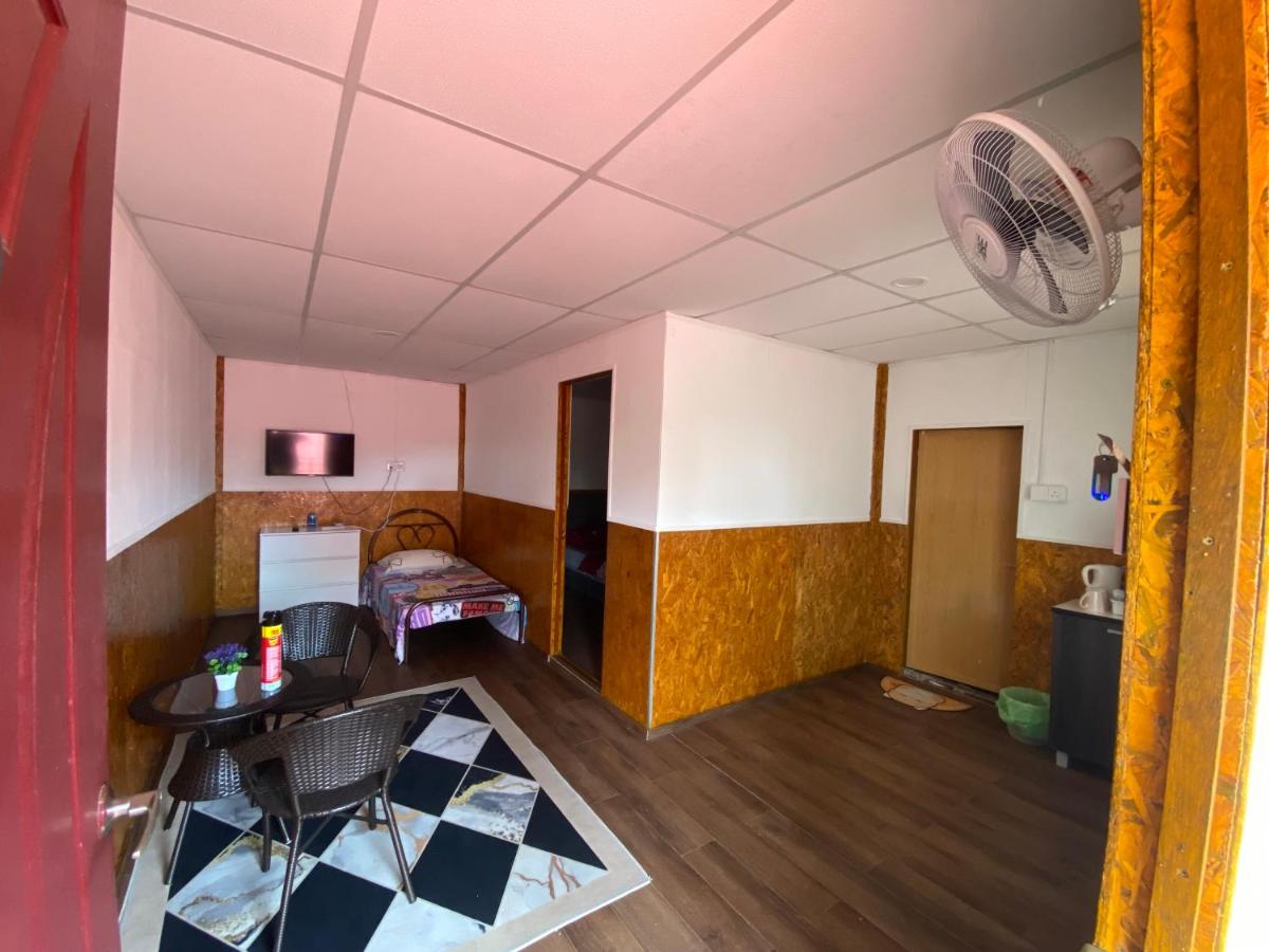 Dalya's Roomstay - B&B