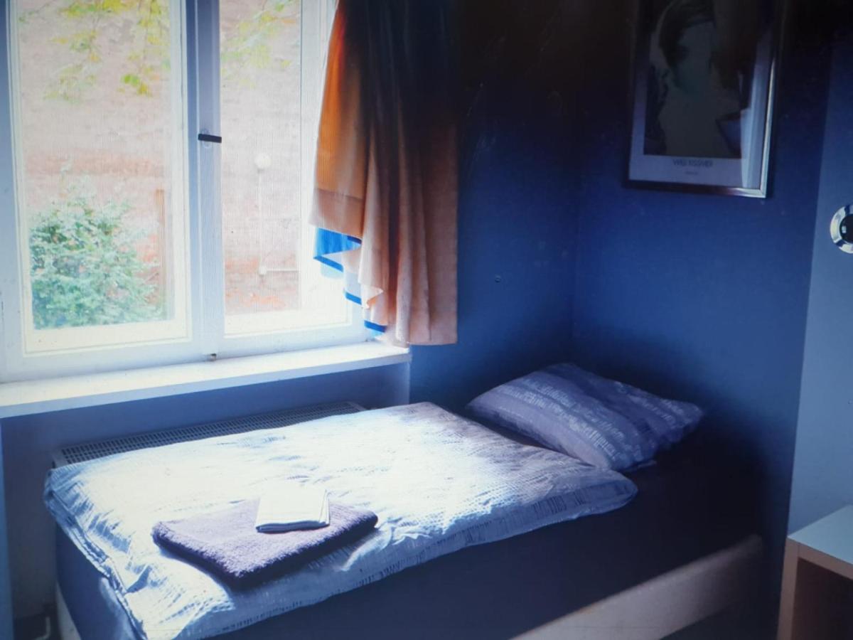 Basic Triple Room