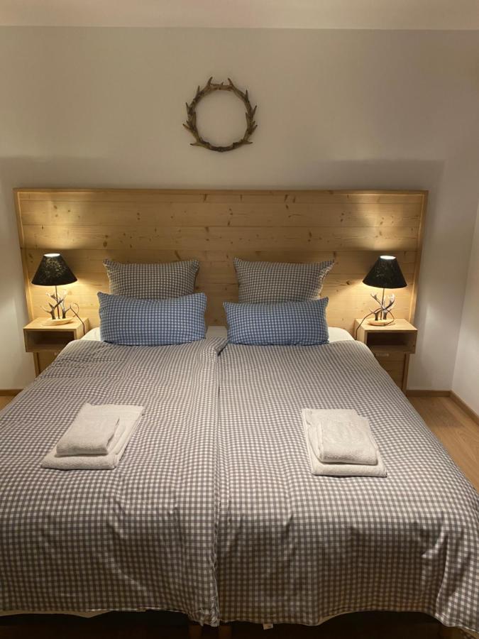 Appartamento con 1 Camera da Letto, Balcone e Vista Montagna 