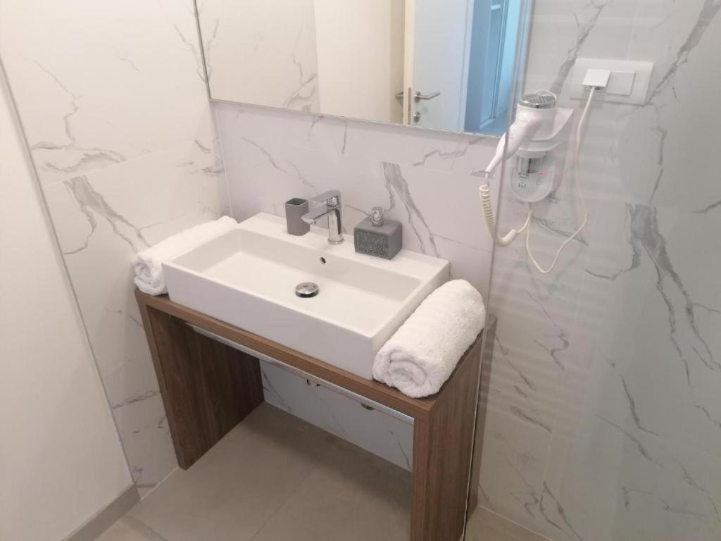 Double or Twin Room with Garden View