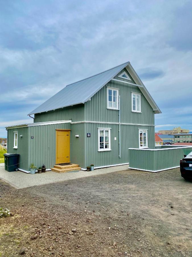 Villa Stykkisholmur - B&B