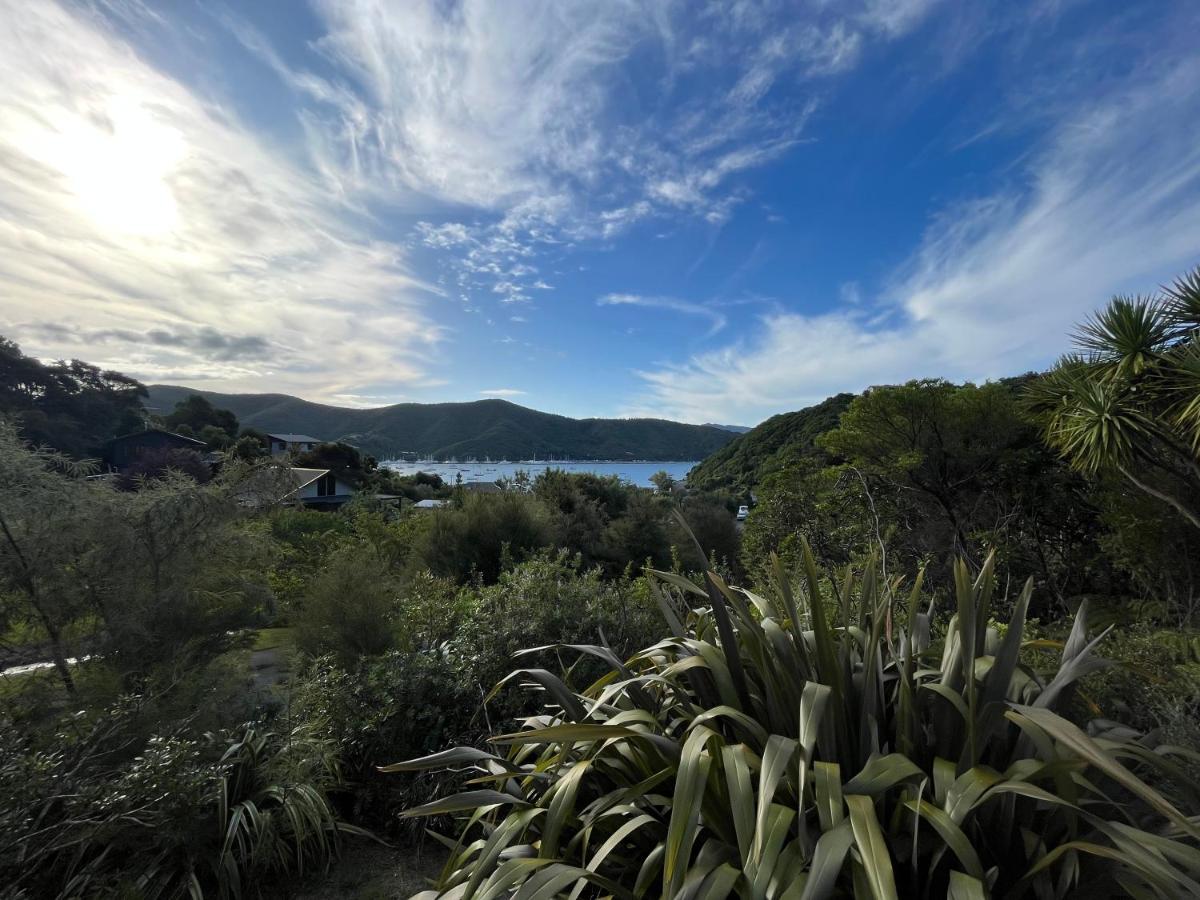 Picturesque Waikawa - Picton Holiday Home - Chambres d’hôtes Picton