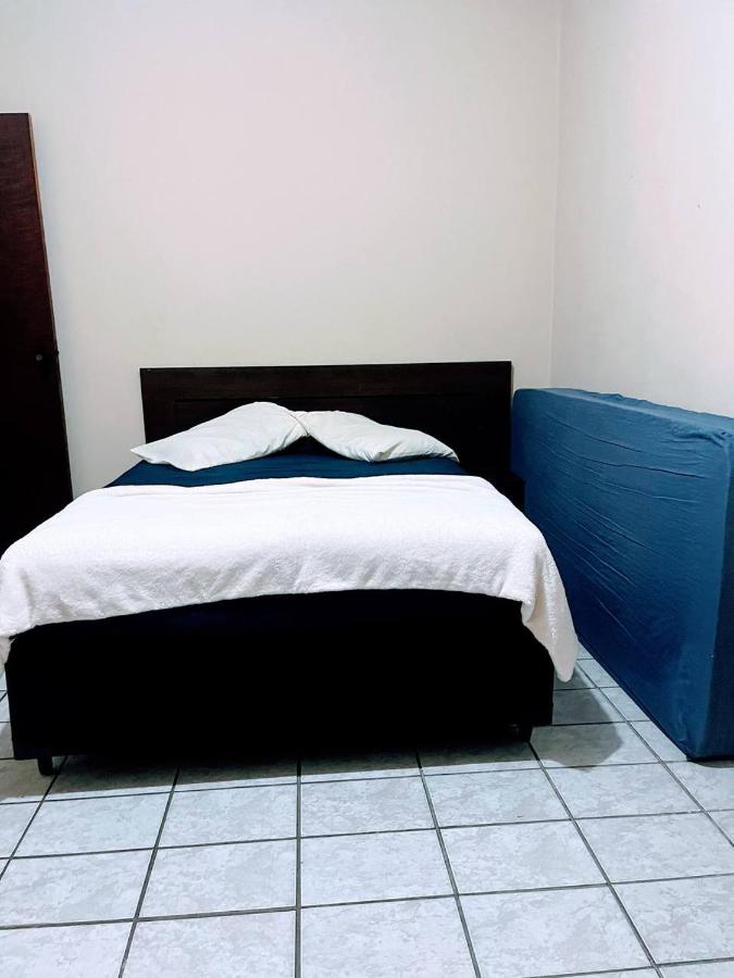 Apartamento em Praia Grande a 750 metros da praia ideal para familias - Excelente custo x Beneficio - Home Office - Pet Friendly - B&B