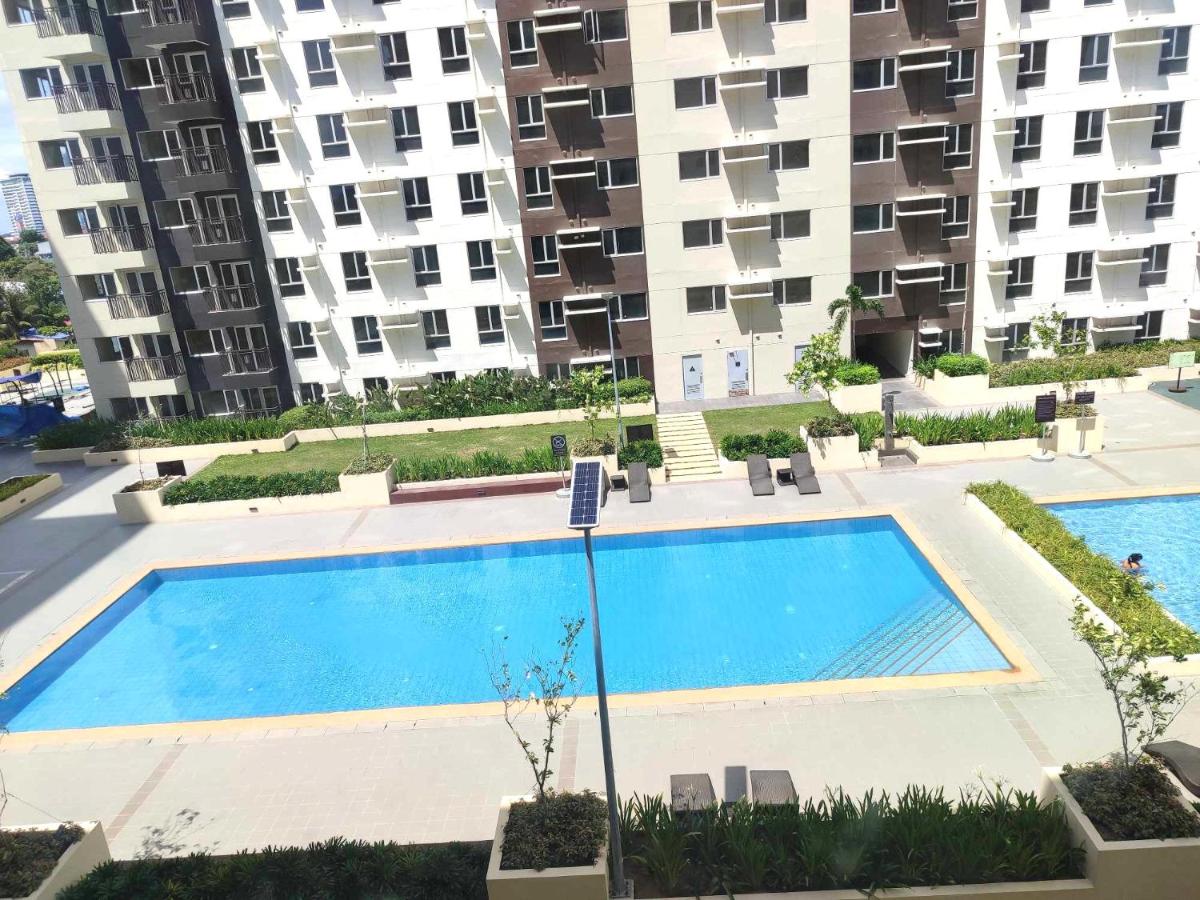 Tower 3 Unit 619 Pool View - B&B
