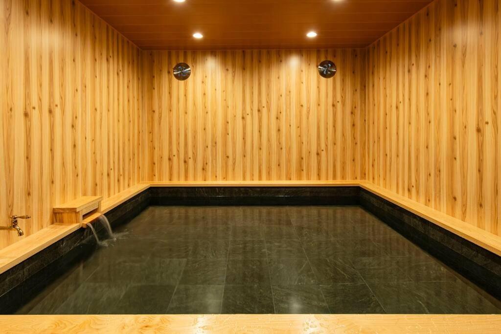 Harukazesou Tengachaya 160平米一戸建貸切 最大18名様 大浴場 駐車場3台 ウッドデッキ 電動自転車付 - B&B Osaka