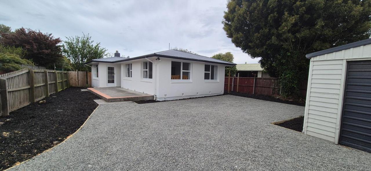 Family Friendly - Between The City & Airport - B&B