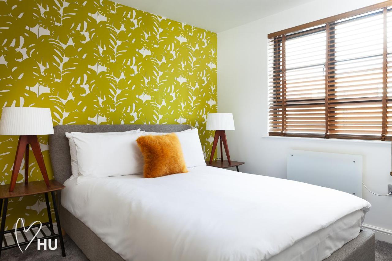 Boutique 2bdrm Suite on Marina- 203 - Bed and Breakfast