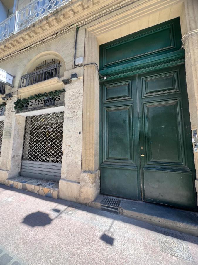 LA SUITE - Appartement Centre Historique - Ferienwohnung
