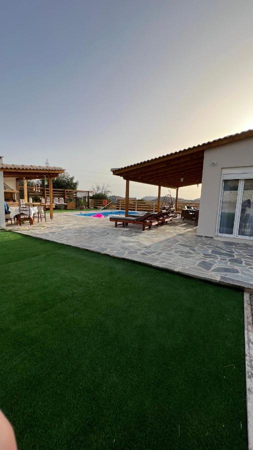 RELAXING POOL HOUSE IN LAGONISI 1 - B&B