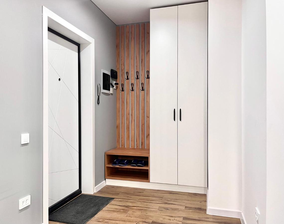 Bright Raimbek19-21 Residence 1br, next to metro & drinking water as a gift - B&B Almaty