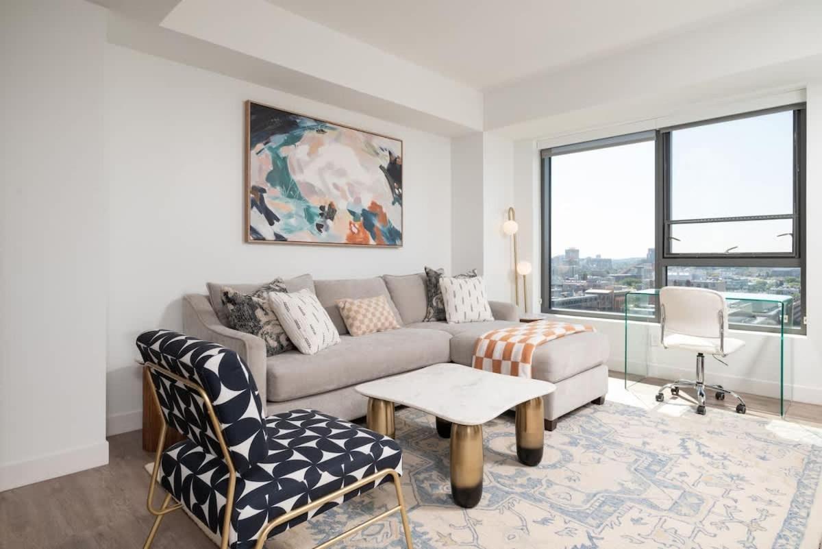 Upscale 1BR near MIT Harvard with Parking - Bed and Breakfast Cambridge