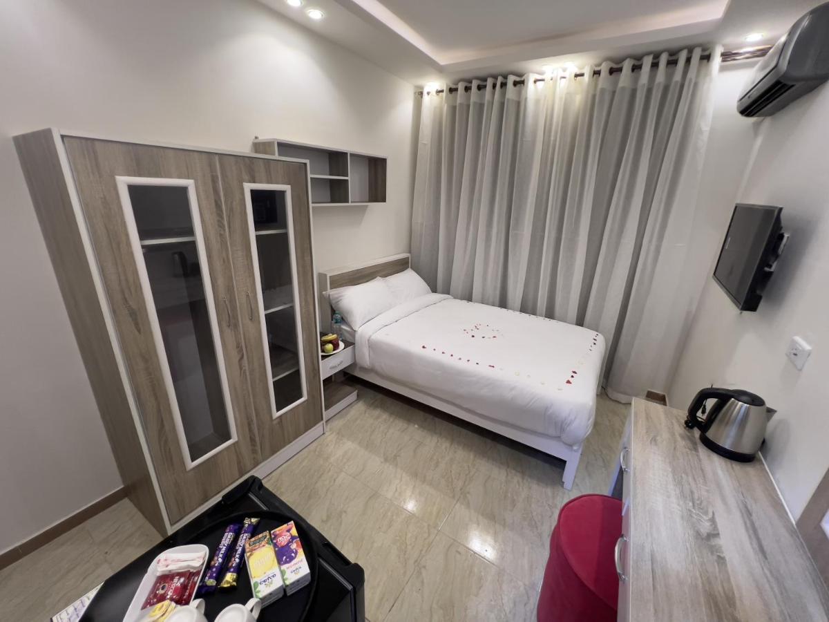 Single Room with Mountain View