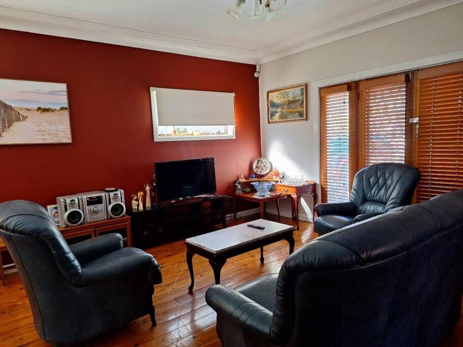 A Rosy house in Roselands - Ferienwohnung