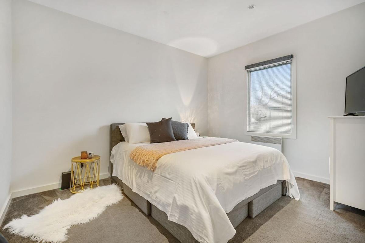 Blue Chip Williamstown Beach Bay Townhouse - B&B Williamstown