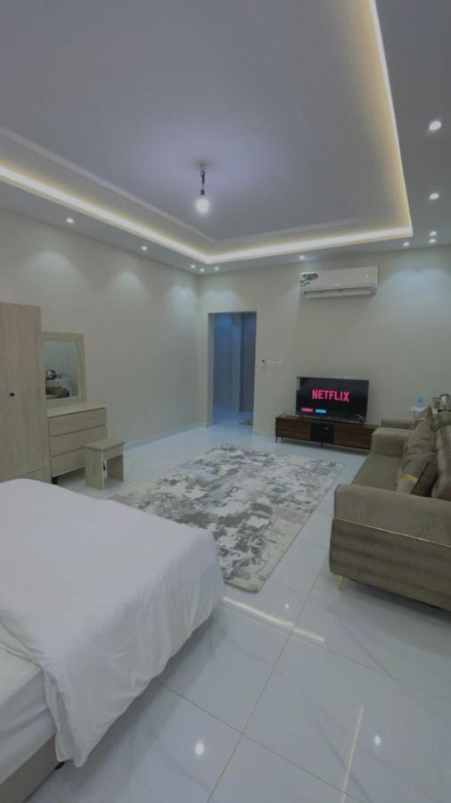 استديو قريب من المطار - B&B