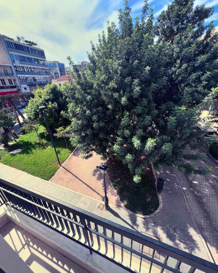 Luxurious wooden detail flat in city center - Chambres d'hôtes Chalcis