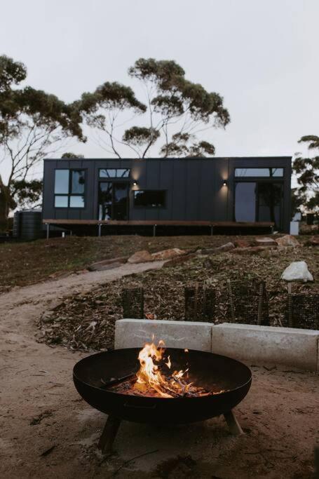 Essence Kangaroo Island - Tiny home American River - B&B