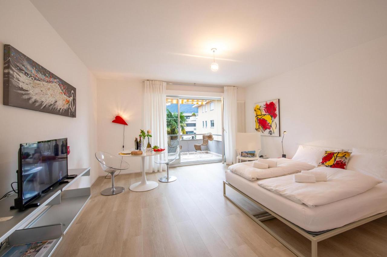 Studio mit Balkon