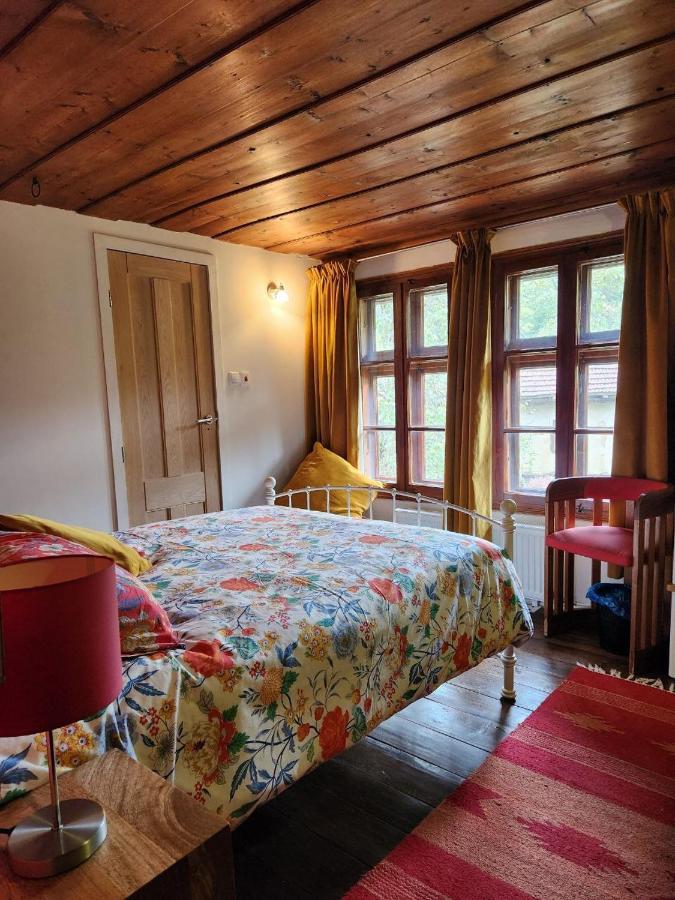 Double Room with Private External Bathroom