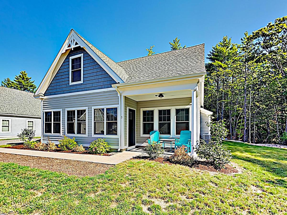 Whale Song - B&B Arundel