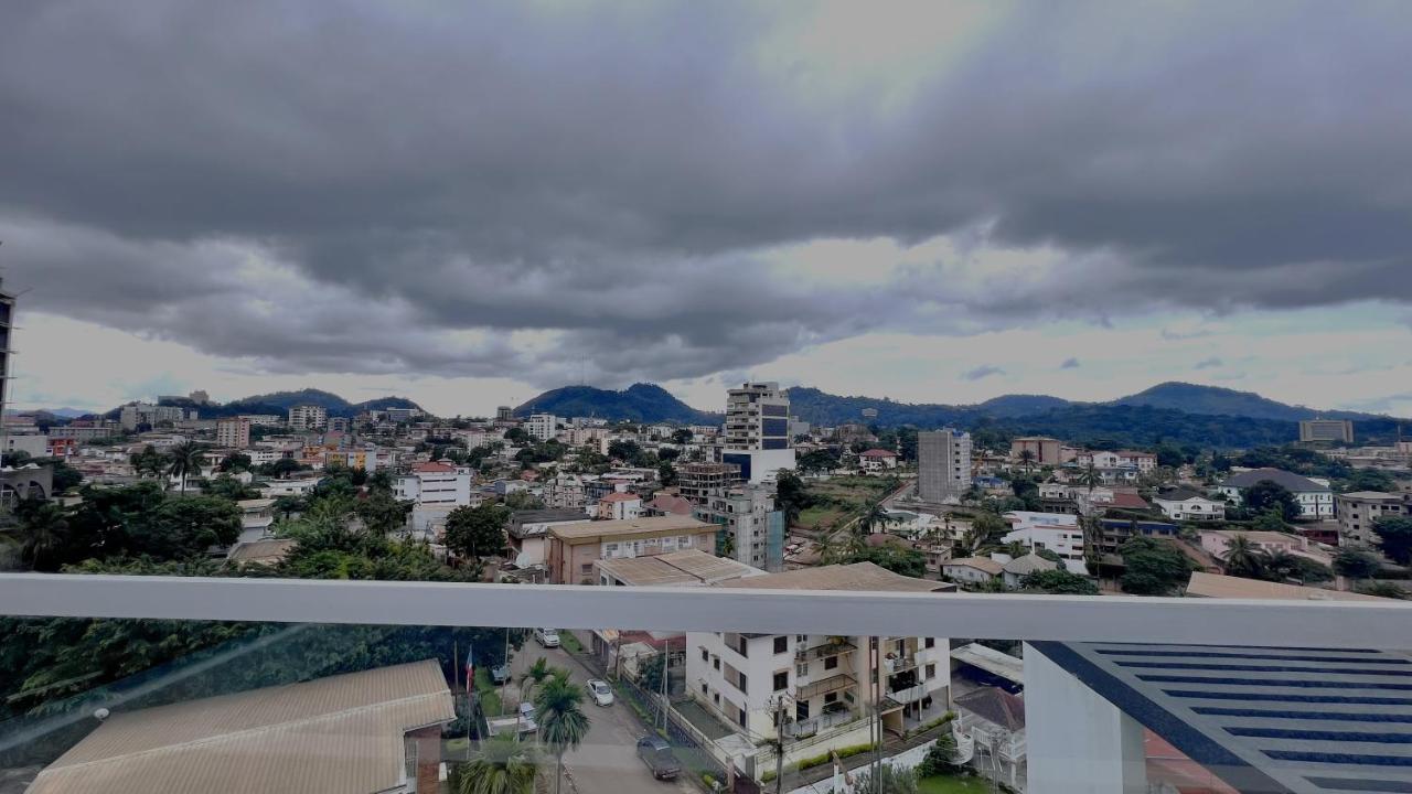 Premium apart avec billard et piscine - B&B Yaoundé