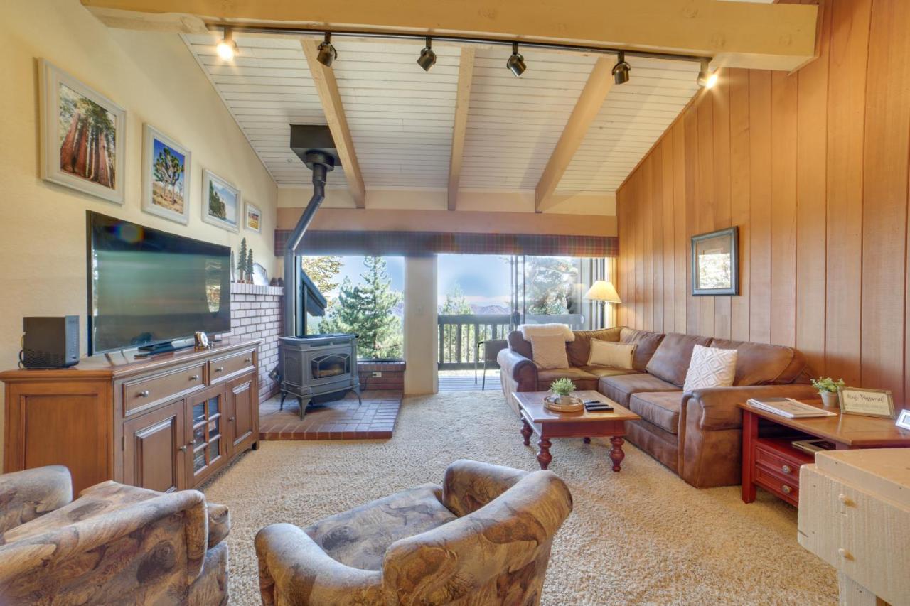 Walk to Ski Lift Mtn-View Condo in Mammoth Lakes - B&B