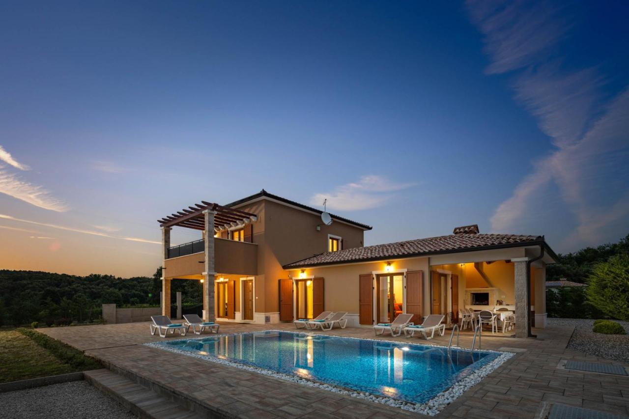 Countryside Villa Katarina - Happy Rentals - B&B Labin