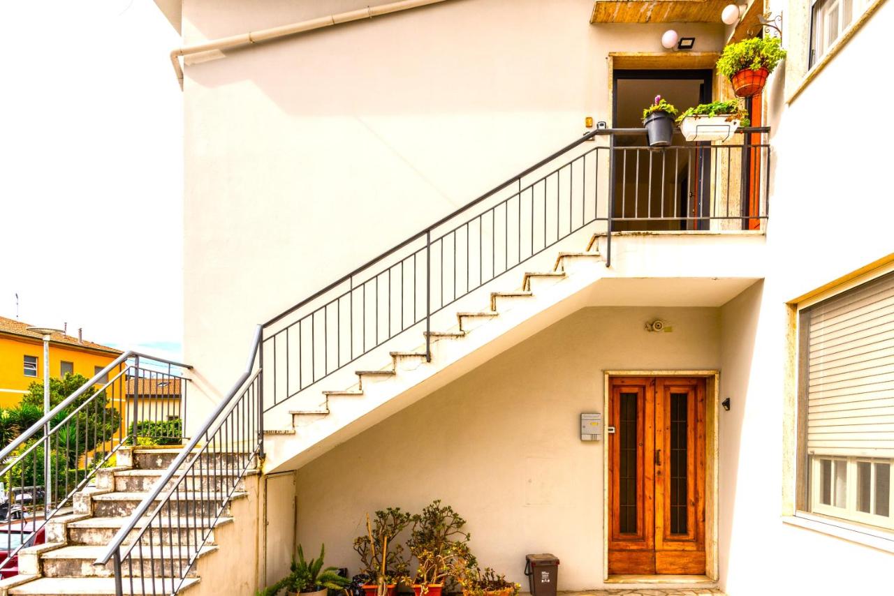 Hostly-Casa Serena-Near the Town Center - B&B Pisa
