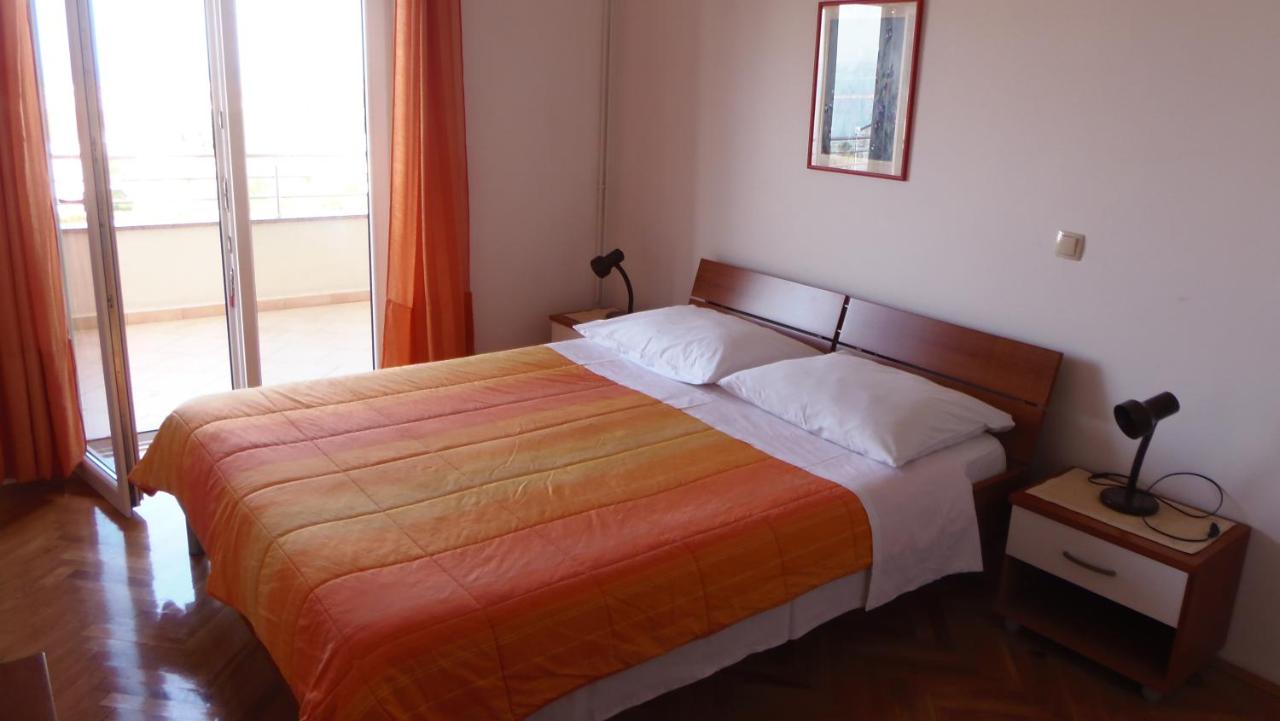 Apartment mit 1 Schlafzimmer, Terrasse und Meerblick