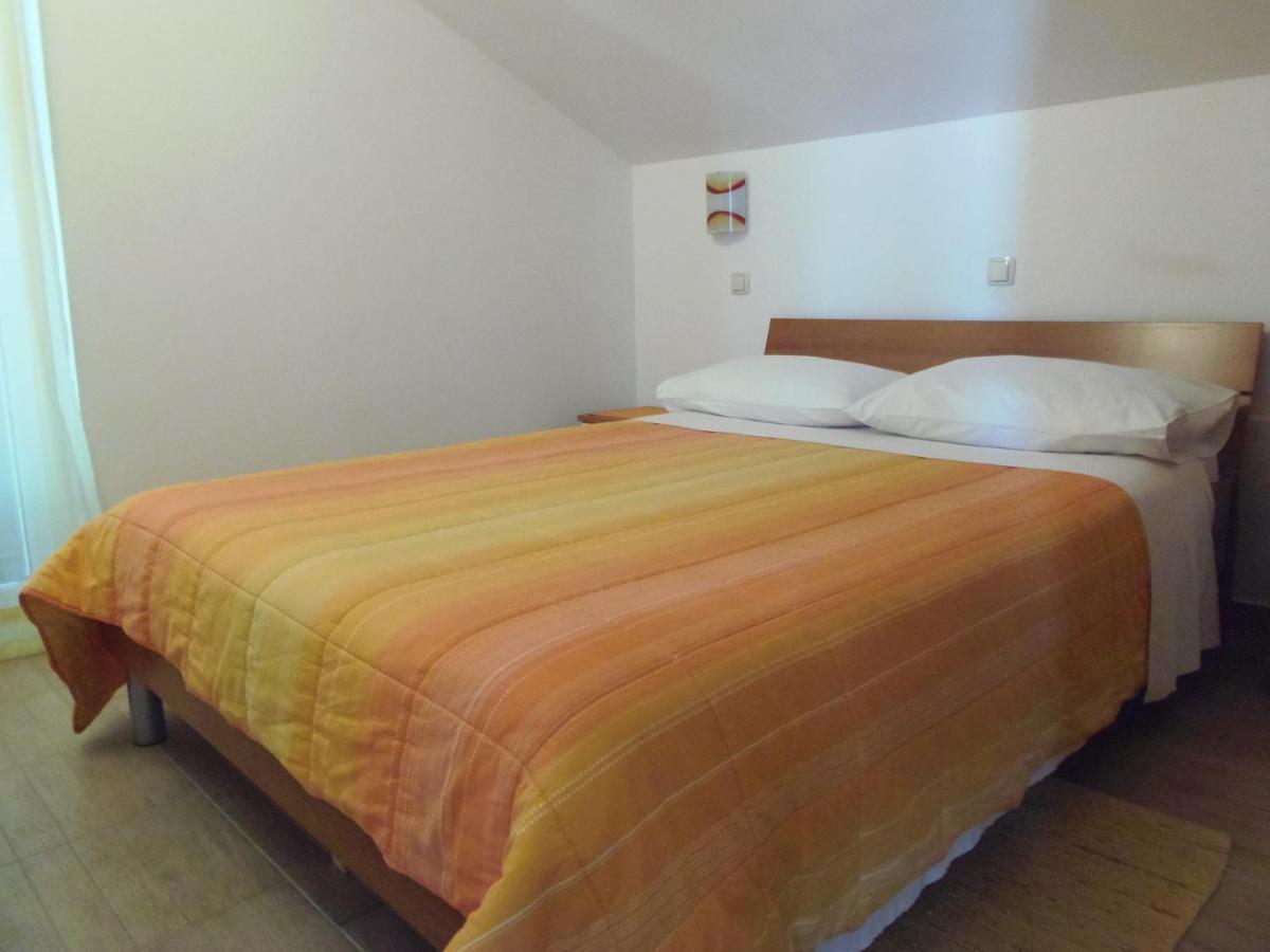 Apartment mit 2 Schlafzimmern, Terrasse und Meerblick