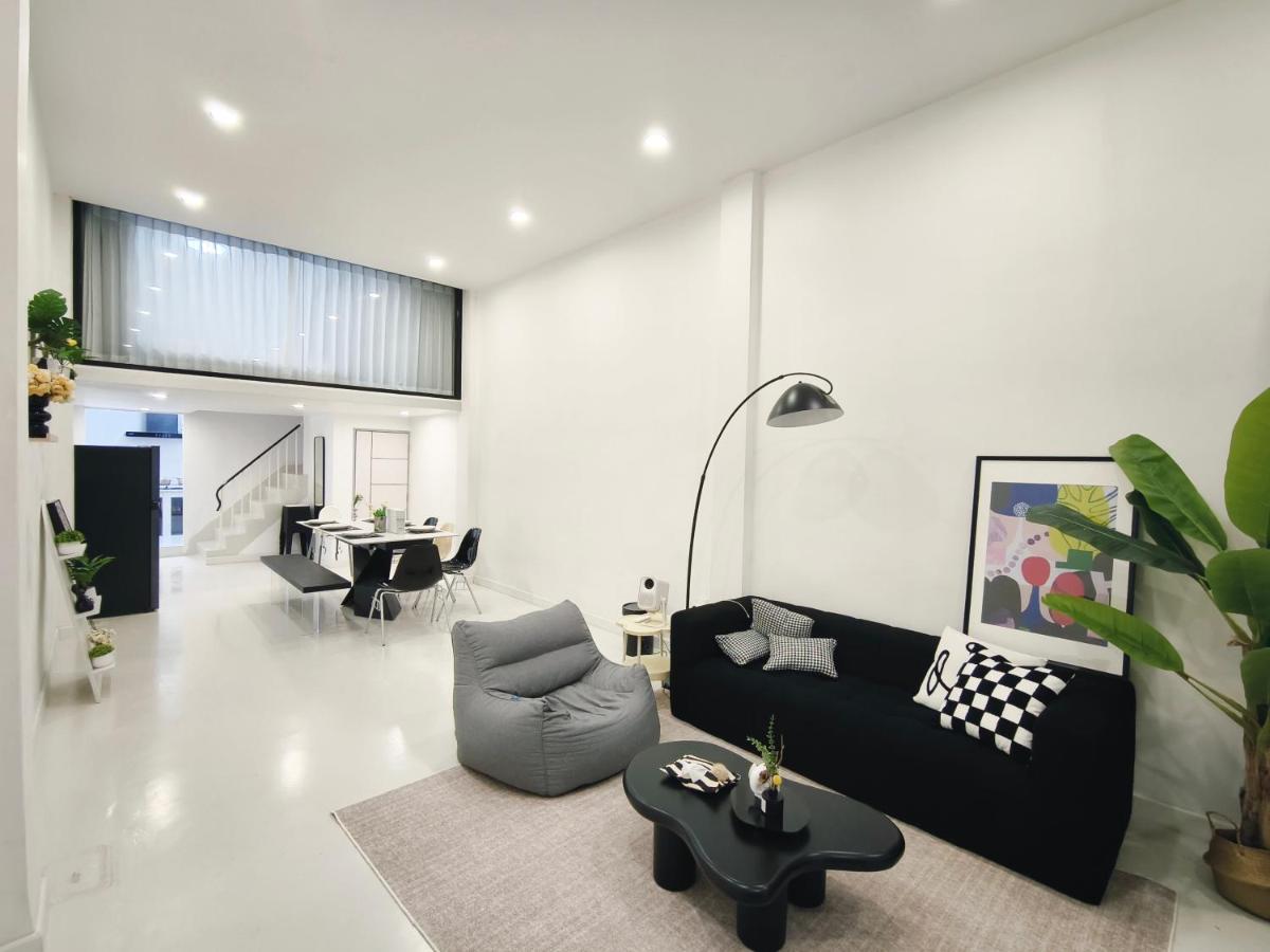 Fivehouse Silom1 - City heart - Silom -BTS MRT 2min - lumpini park - bnh - B&B Bangkok