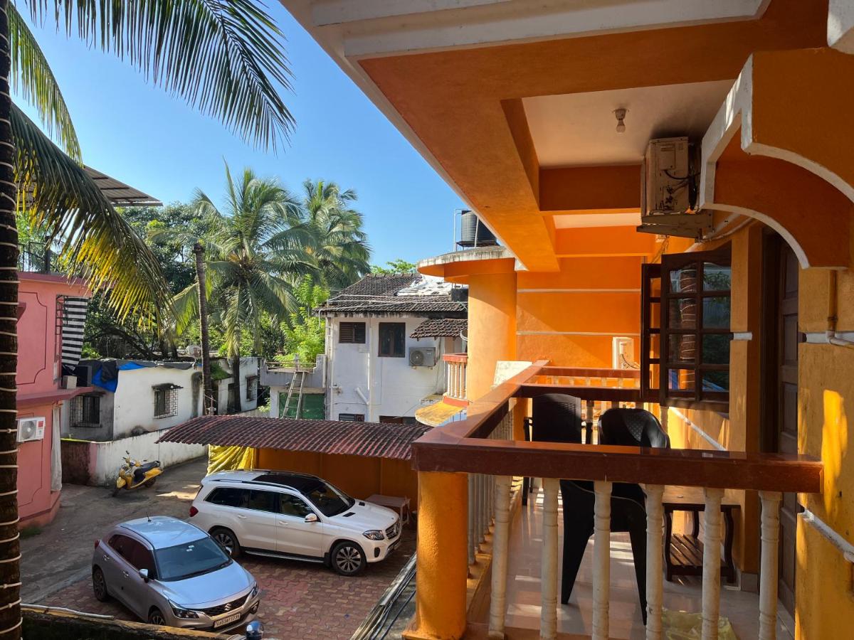 Aura rooms & swimming pool, calangute - B&B Calangute