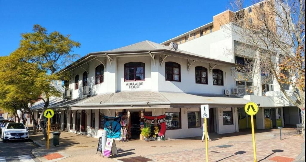 Number 29 Adelaide Street - B&B Fremantle