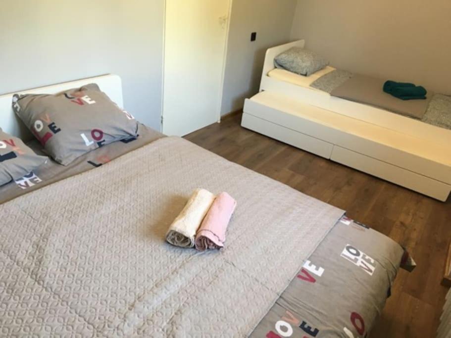 Cozy apartment near the beach - Ferienwohnung