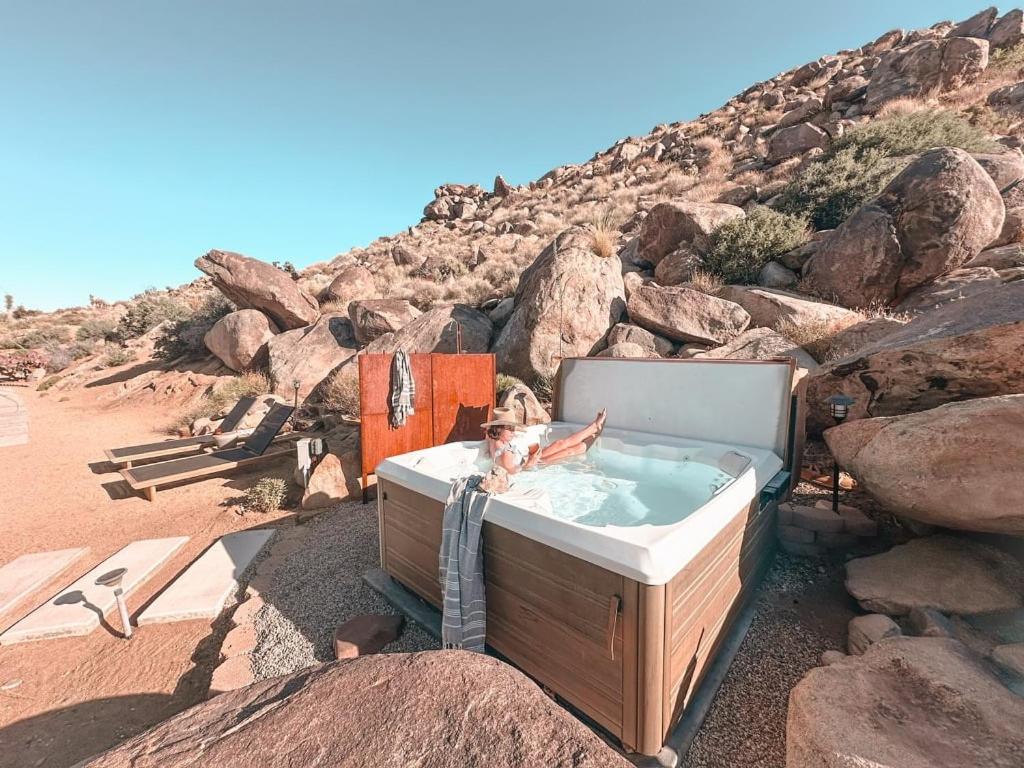 Villa Kuro by Fieldtrip Serene Minimalist Escape - B&B Joshua Tree