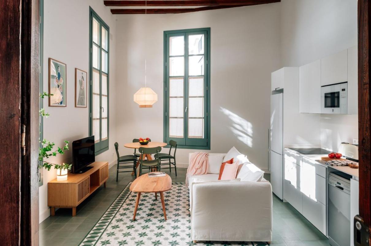One-Bedroom Premier Apartment