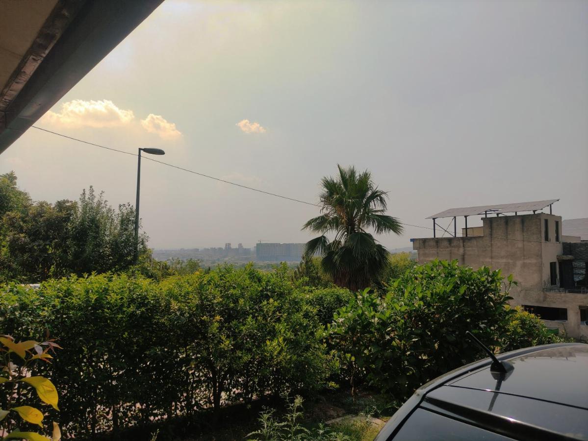 QB Sunset view Villa Bahria Town - Chambres d’hôtes