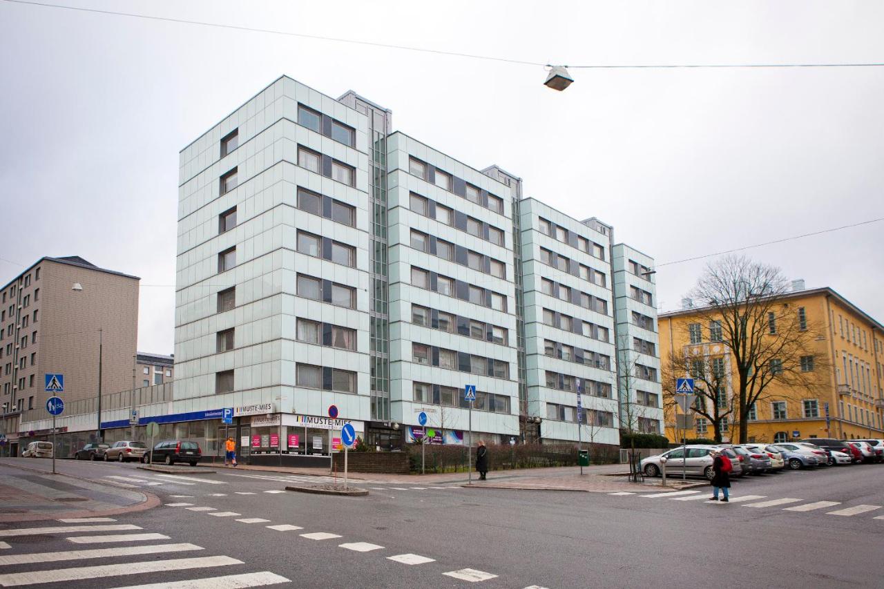 Center located, two-room flat with patio and WiFi - B&B