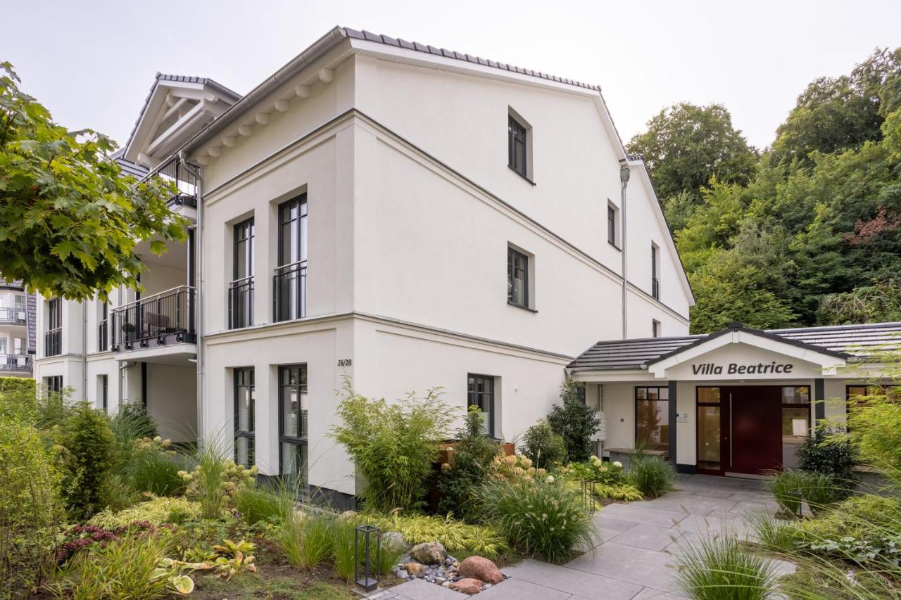 Villa Beatrice - Inseltraum mit großem Garten und Strandkorb am Strand - Chambres d’hôtes Ostseebad Binz