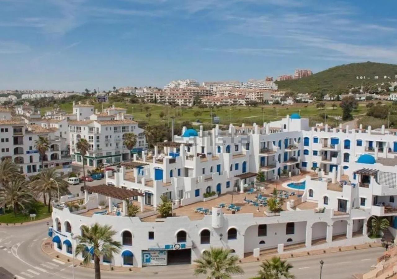 Mikonos Playa Fantástico 2 Hab Beach Side Puerto de la Duquesa - B&B